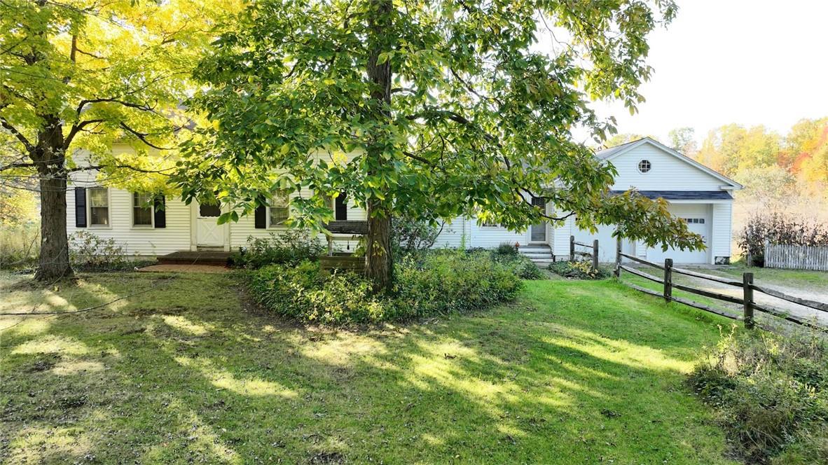[ View this listing in a special slideshow! ]